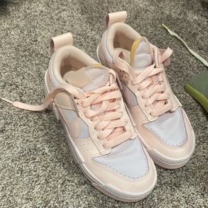 Nike Dunk Low in “Pale Coral”